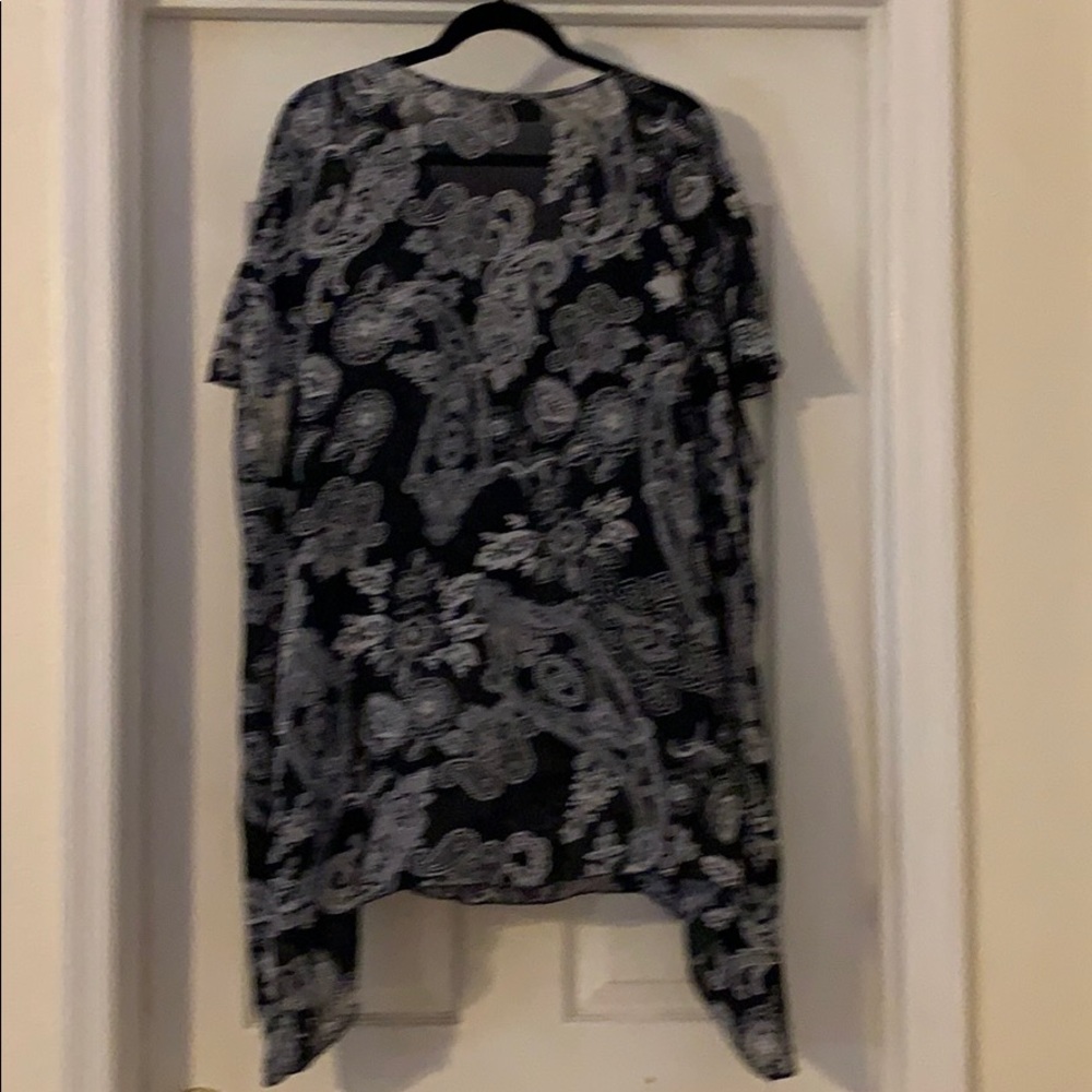 Women’s plus size 30 / 32 dress shirt - flattering - Picture 8 of 8